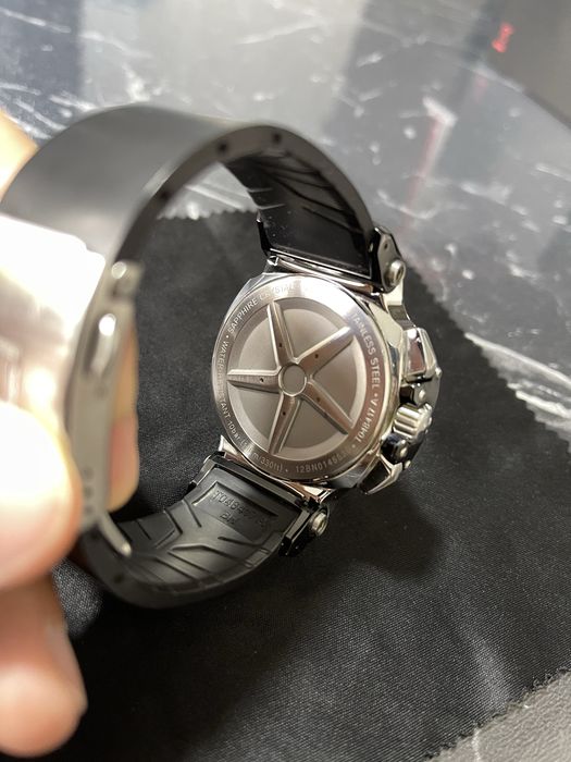 Продам оригинал часы Часы Tissot T-Race Quartz Chronograph