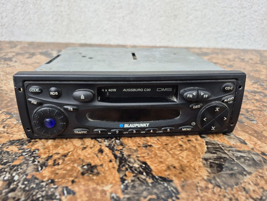 Radio Casetofon auto marca Blaupunkt Augsburg C30 made in Malaysia