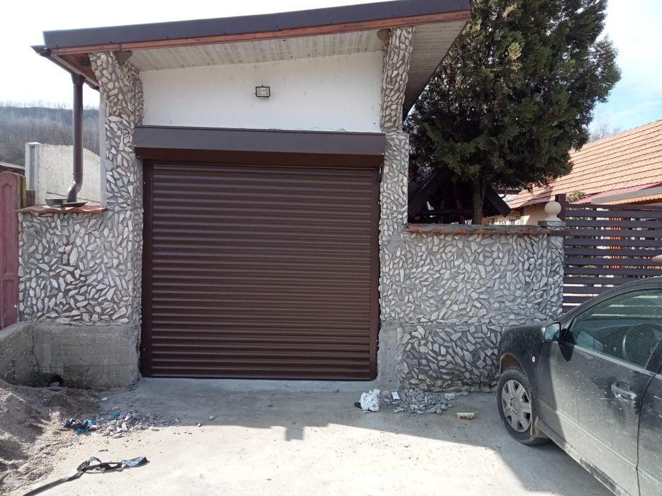 Usi garaj rulou aluminiu