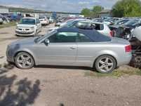 Dezmembrez Audi A4 B7 cabrio 2.0tdi