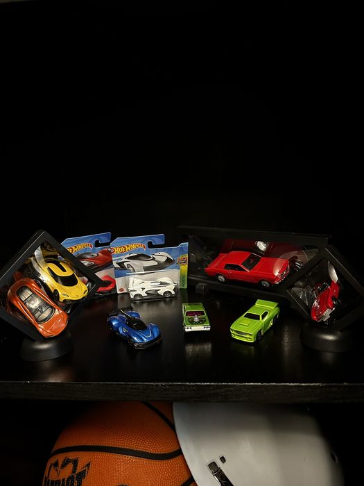 Hot Wheels колички