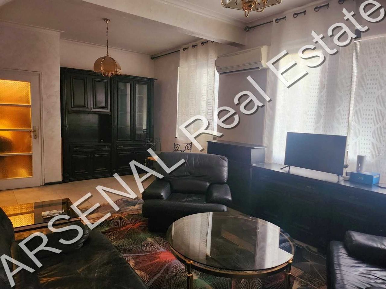 Дава се под наем Двустаен апартамент в София, Лозенец - 74 кв.м за 525 € - Снимка #3
