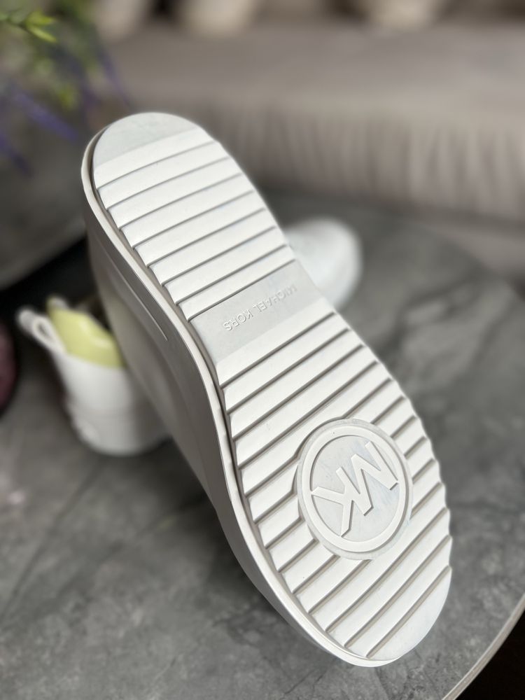 Оригинални сникърси Michael Kors