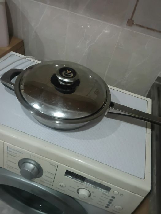 Продам сковородку в отличном состоянии