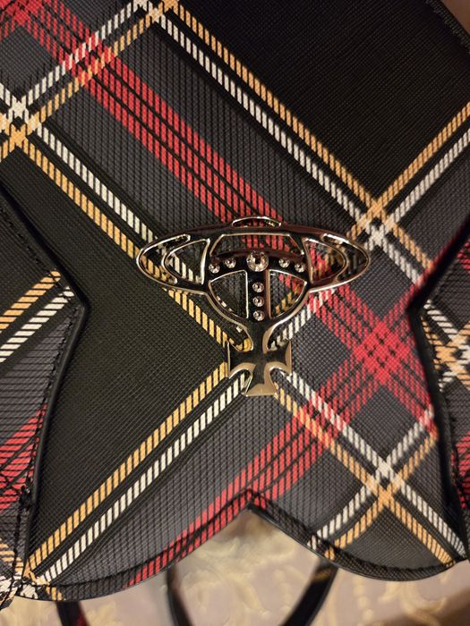 Дамска чанта тип сърце