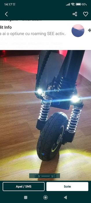 Trotineta Electrica Echipamenta cu toate accesoriile la ea