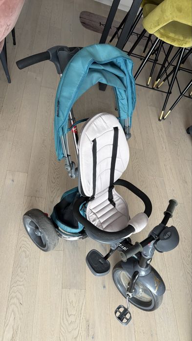 Vand tricicleta 4 in 1 Coccolle Velo, in stare buna !