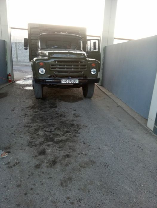 Zil 131 sotiladi