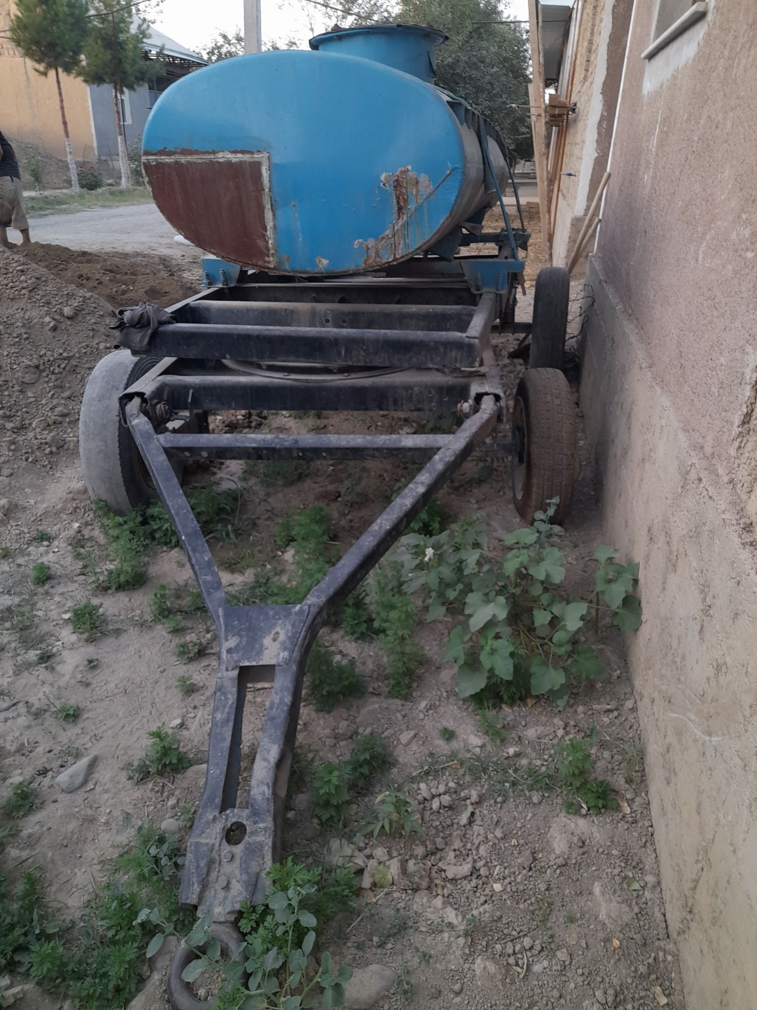 Srochne yonkis sotiladi
