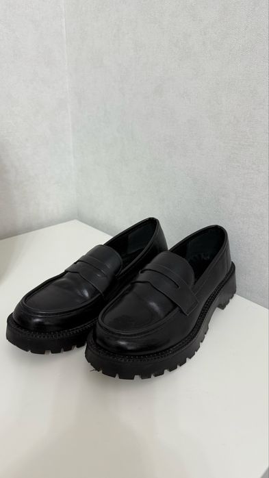 Женский лоферы из кожзама