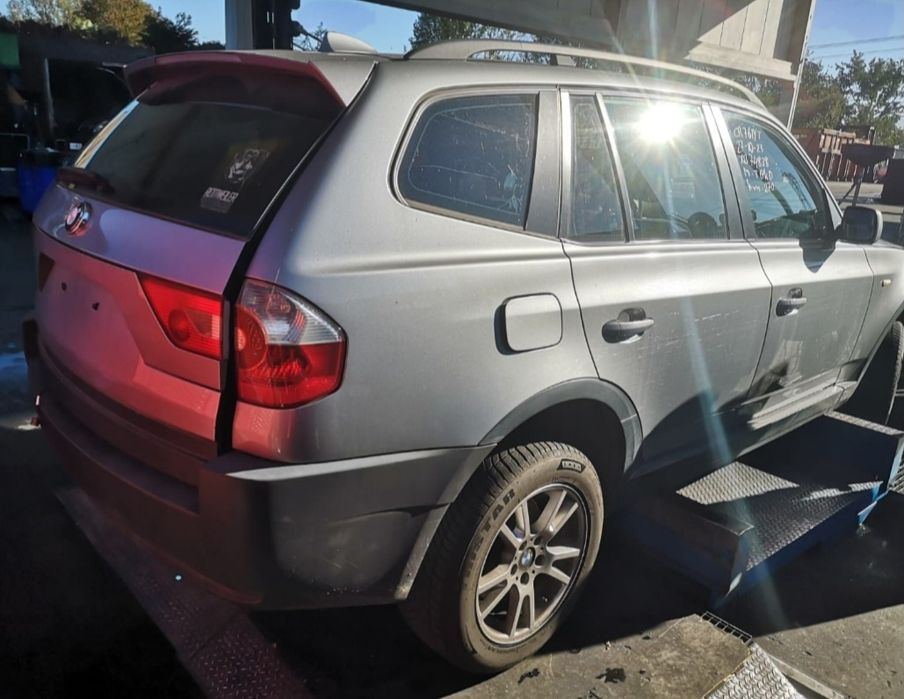 Dezmembrez bmw x3 e83