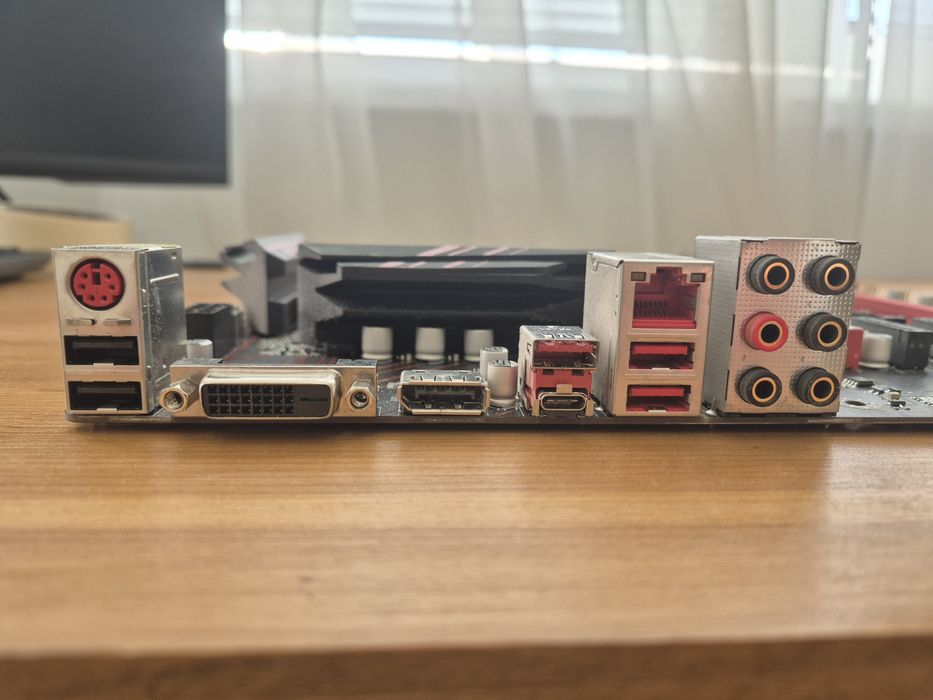 Дънна платка MSI H370 GAMING Plus Intel