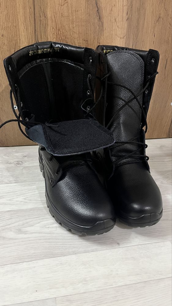 Продам берцы 40р/41р