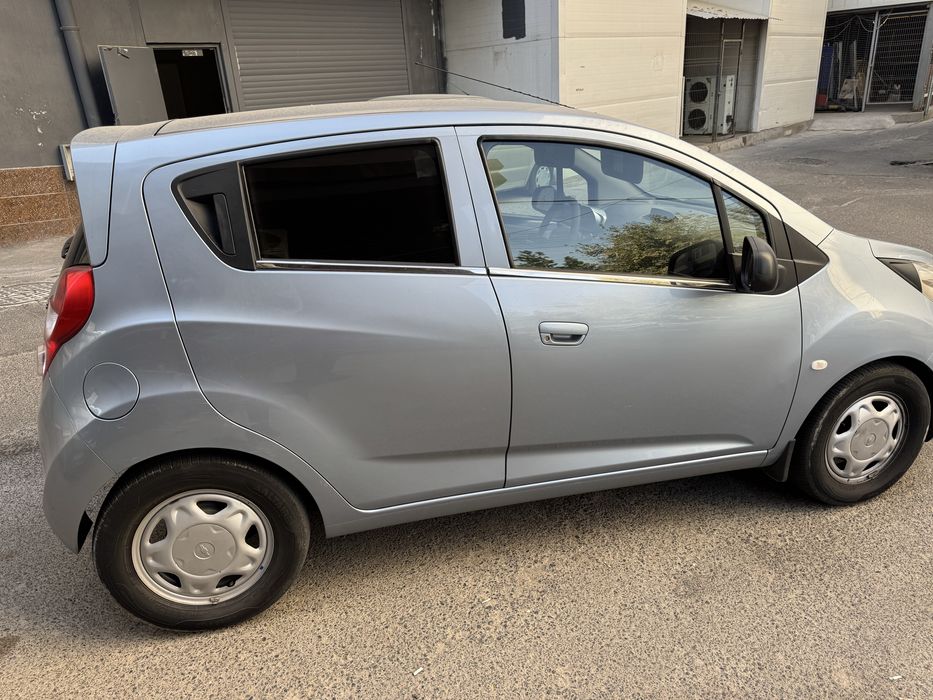 Spark 2019 gaz  toza 58000 prabek delifin 2- yevro