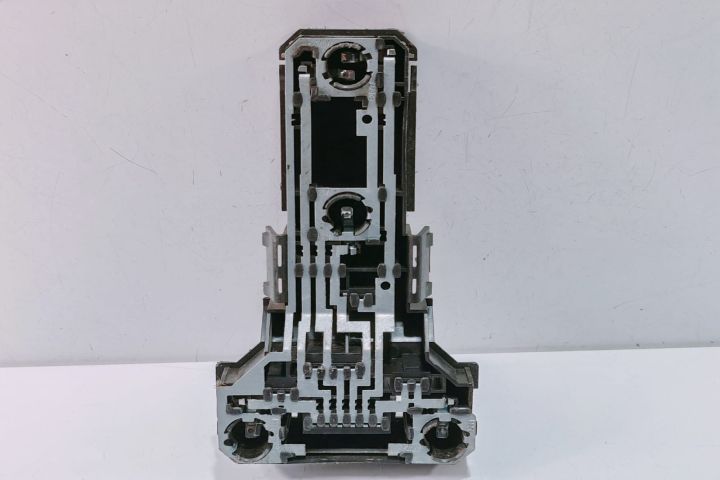 Soclu  Stop Stanga  3B9945257 Volkswagen VW Passat B5