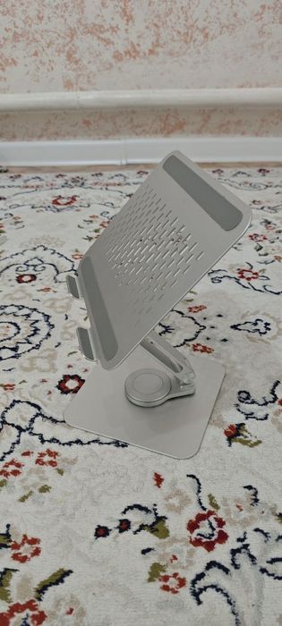 Подставка для ноутбука. Сумка для ноутбука