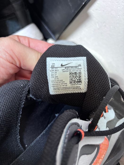 Маратонки NIKE номер 37