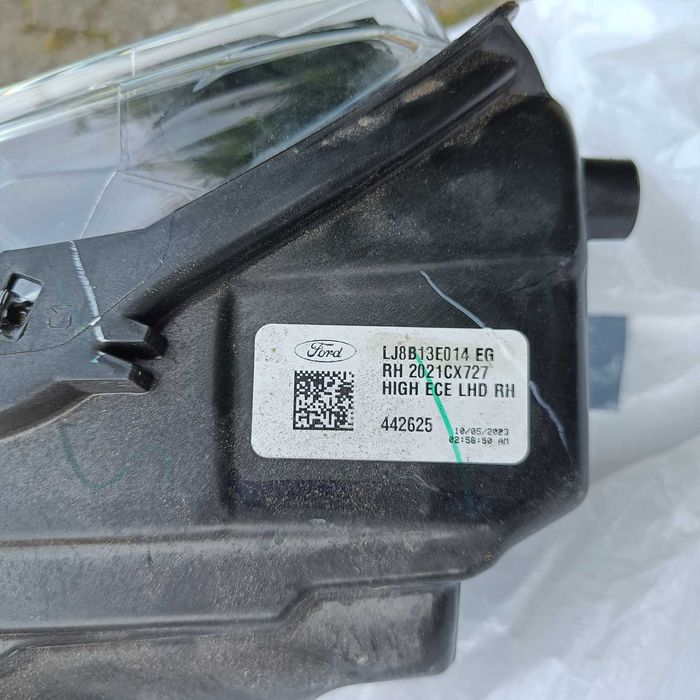 Десен фар за Ford Mustang Mach-E FULL LED LJ8B13E014BE