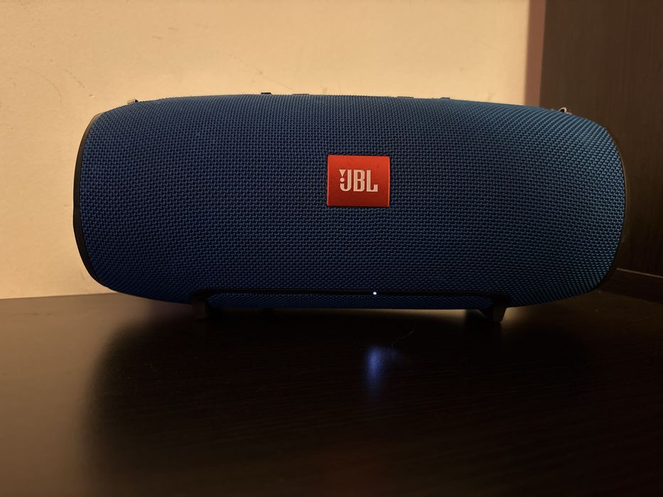 Vând JBL Extreme