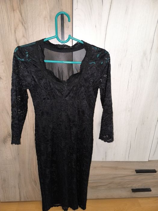 Черна официална рокля