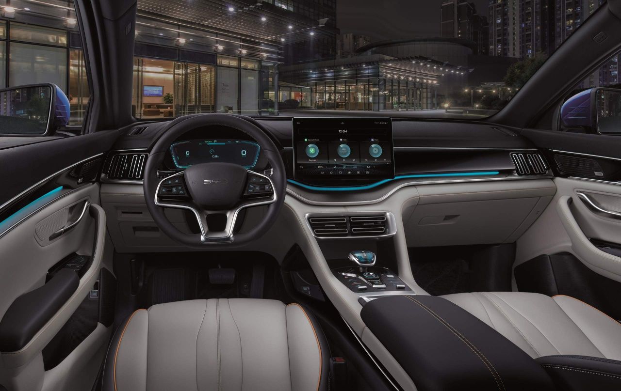 BYD Song Pro Gibrid ( Сонг Про Гибрид ) 110 Flagship 2024-yil 6.300km