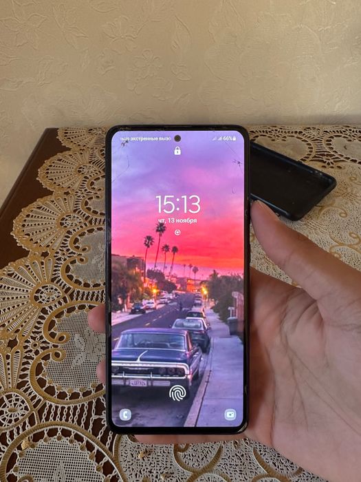 Самсунг А51 с зарядкой