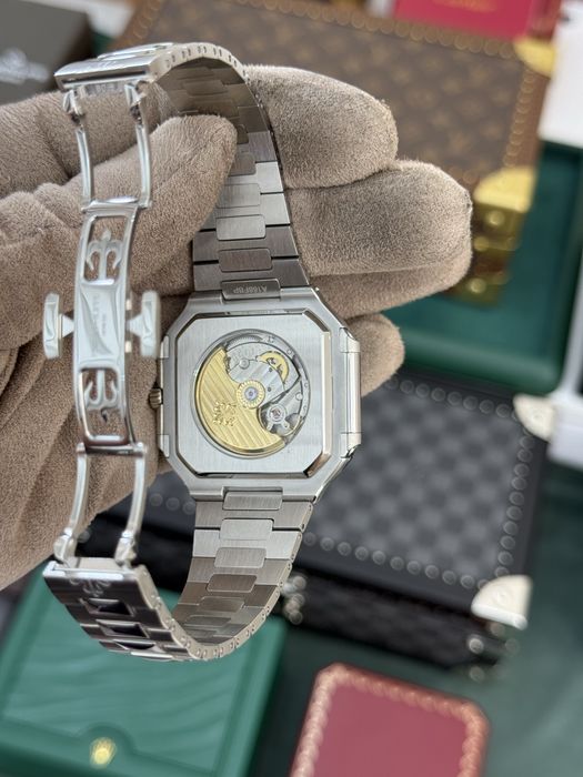 Patek Philippe Cubitus