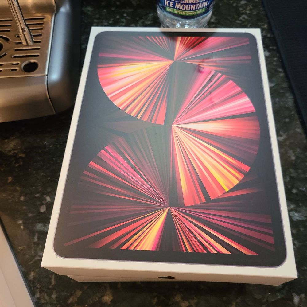 Apple iPad Pro 11” 2021 (3rd Gen)