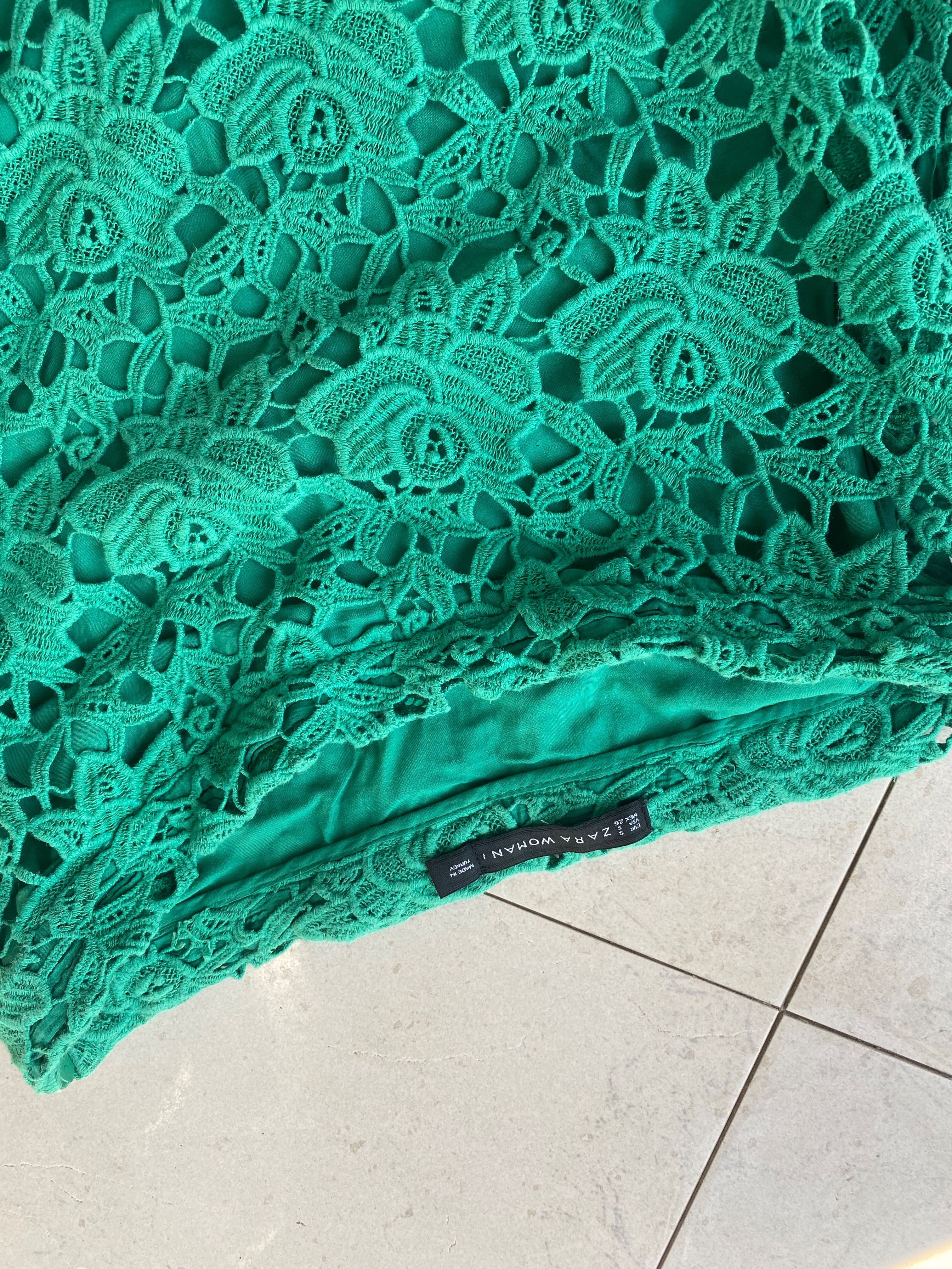 Fusta Zara verde dantela