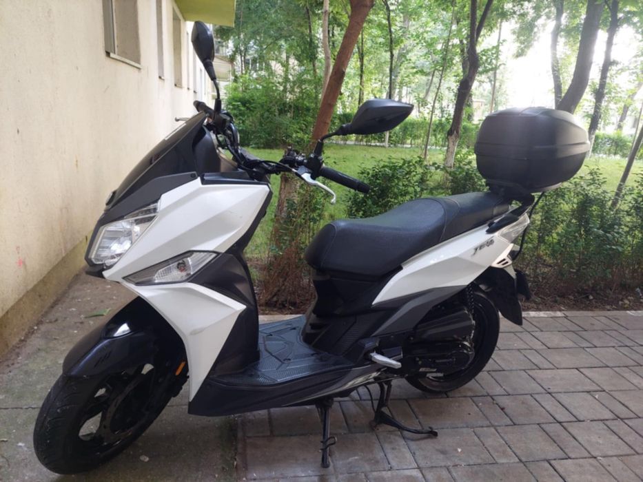 Scuter 50 CC vanzare 7000 lei