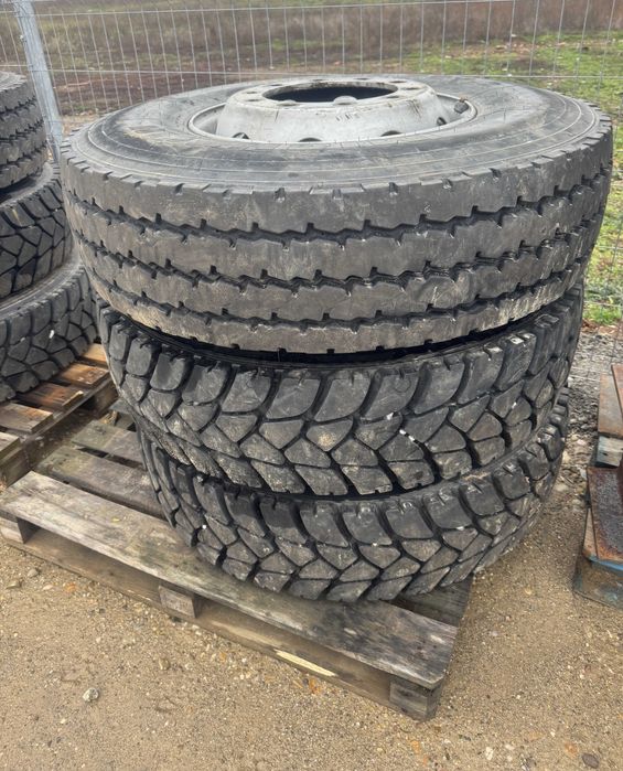 Anvelopa cauciuc 13R22.5 Michelin cu janta