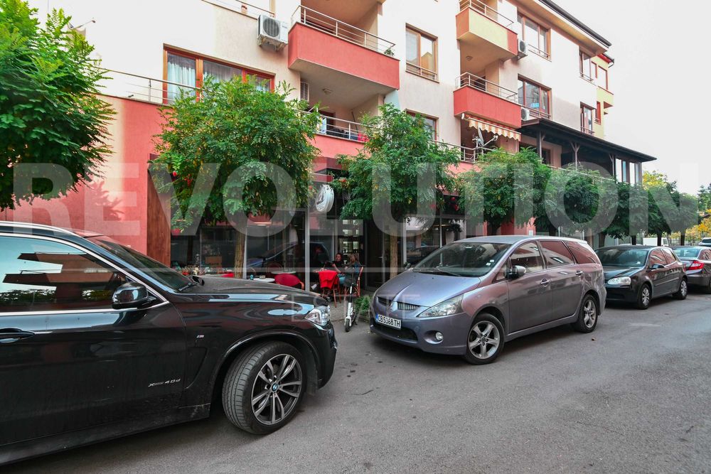 Продава се Магазин в София, Витоша - 170 кв.м за 2206 €/кв.м - Снимка #15