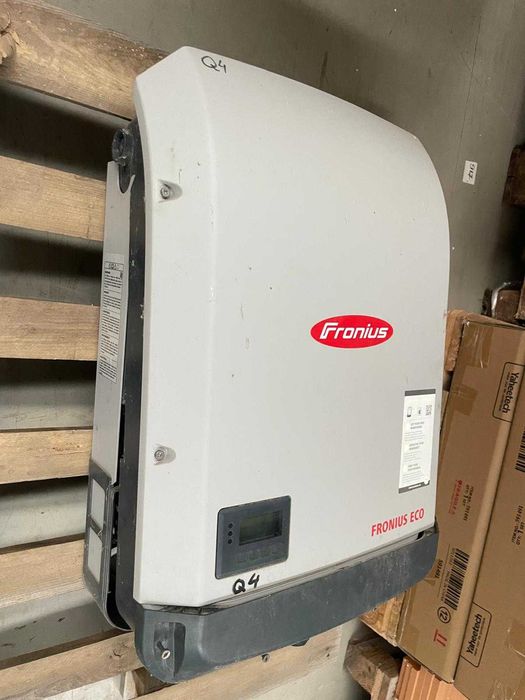 Invertor fotovoltaic Fronius Eco 27.0-3-S trifazat 27 kW putin folosit