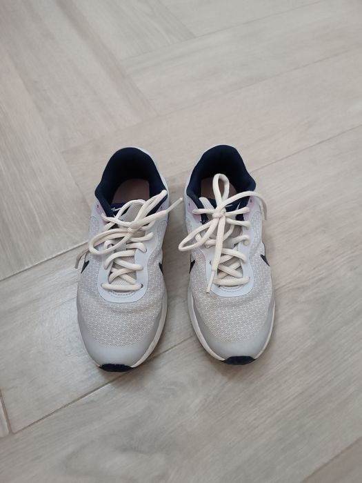 Маратонки за момиче