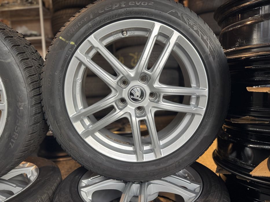 Jante aliaj 17 5x112 Skoda Octavia 4 anvelope iarnă Hankook 205/55 R17