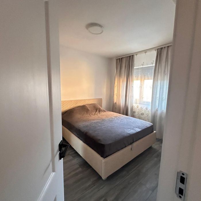 Vând apartament 2 camere