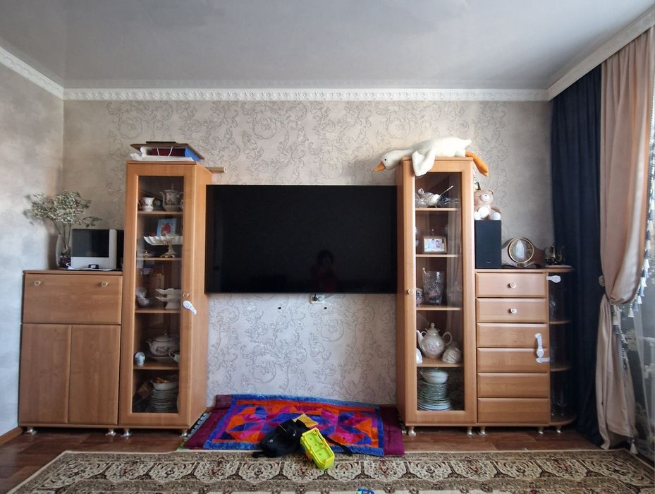 Продам стенку б/у