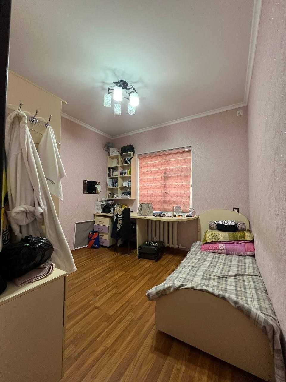 Юнусабад14   3\1\5 продою квартиру под офис  ор-р Сайрам в доль дороге
