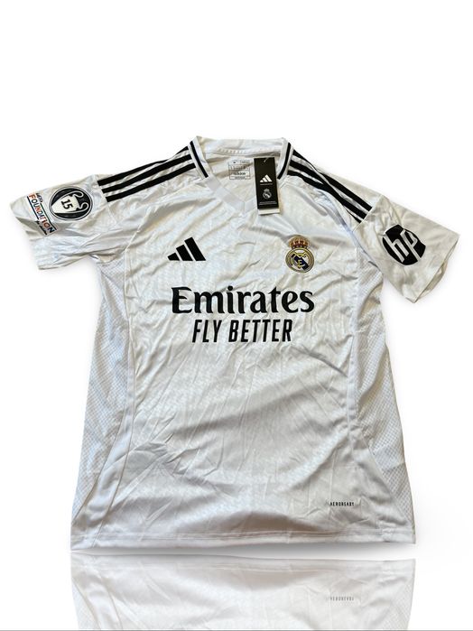 Tricou Real Madrid Alb marimea L nou cu eticheta