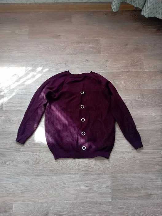 Продаются   женская одежда  размер м -46 летняя и зимняя