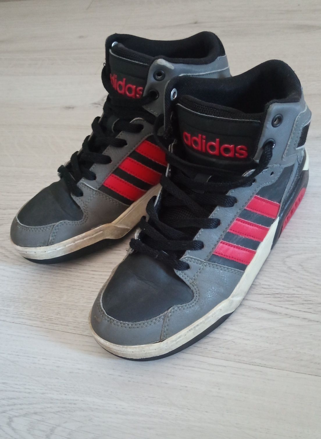 Pereche adidași adidas mid