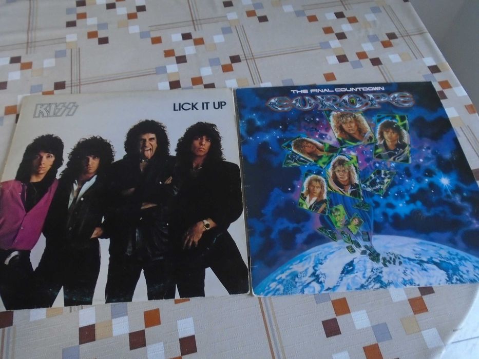 плочи Kiss и Europe-цена за двете