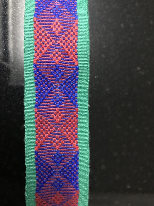 Колани за носии с шевици