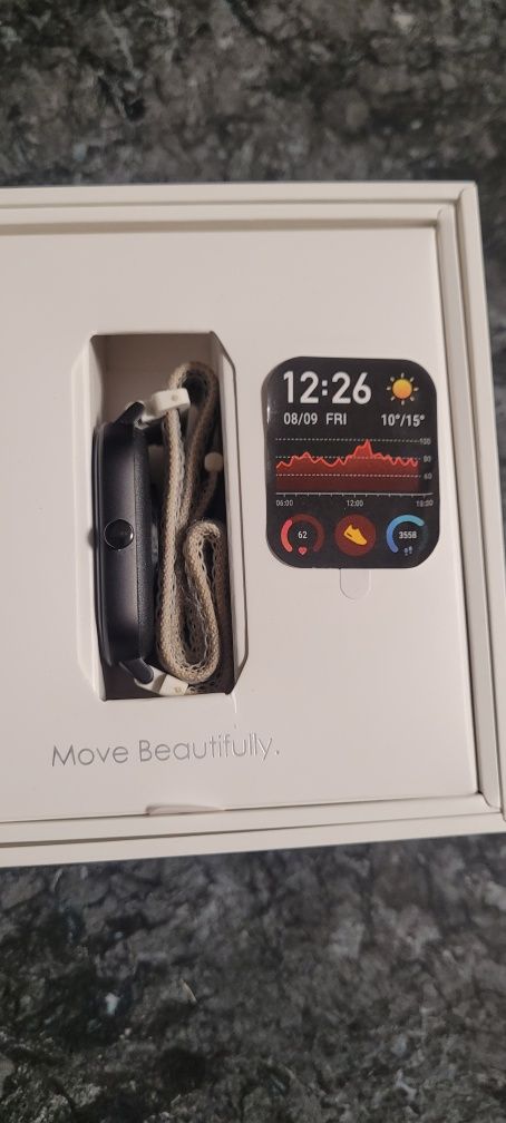 Часовник Amazfit GTS