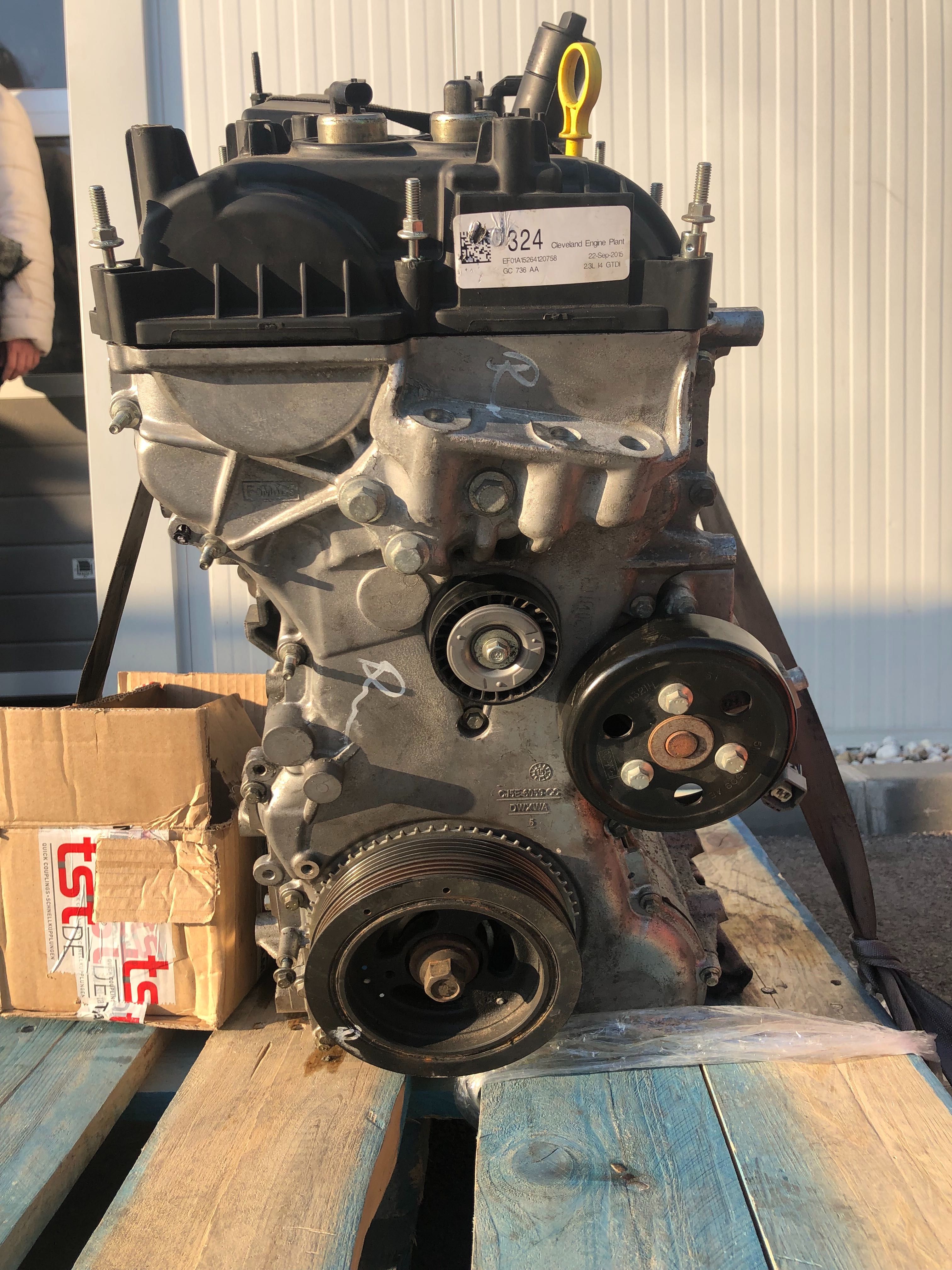 2.3 EcoBoost двигател за Форд Мустанг Mustang