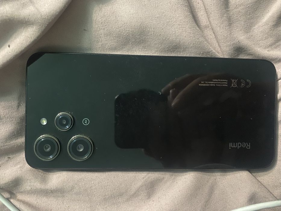 Redmi 12 8/256 срочно