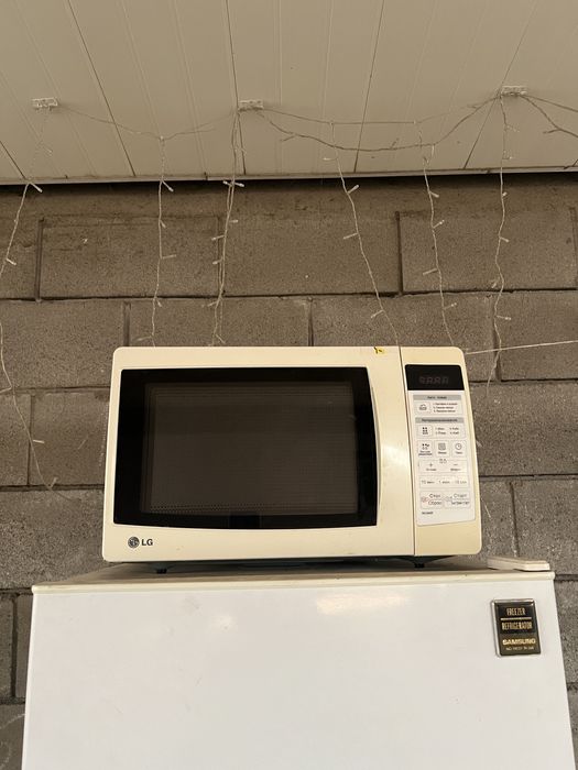 Микроволновка LG