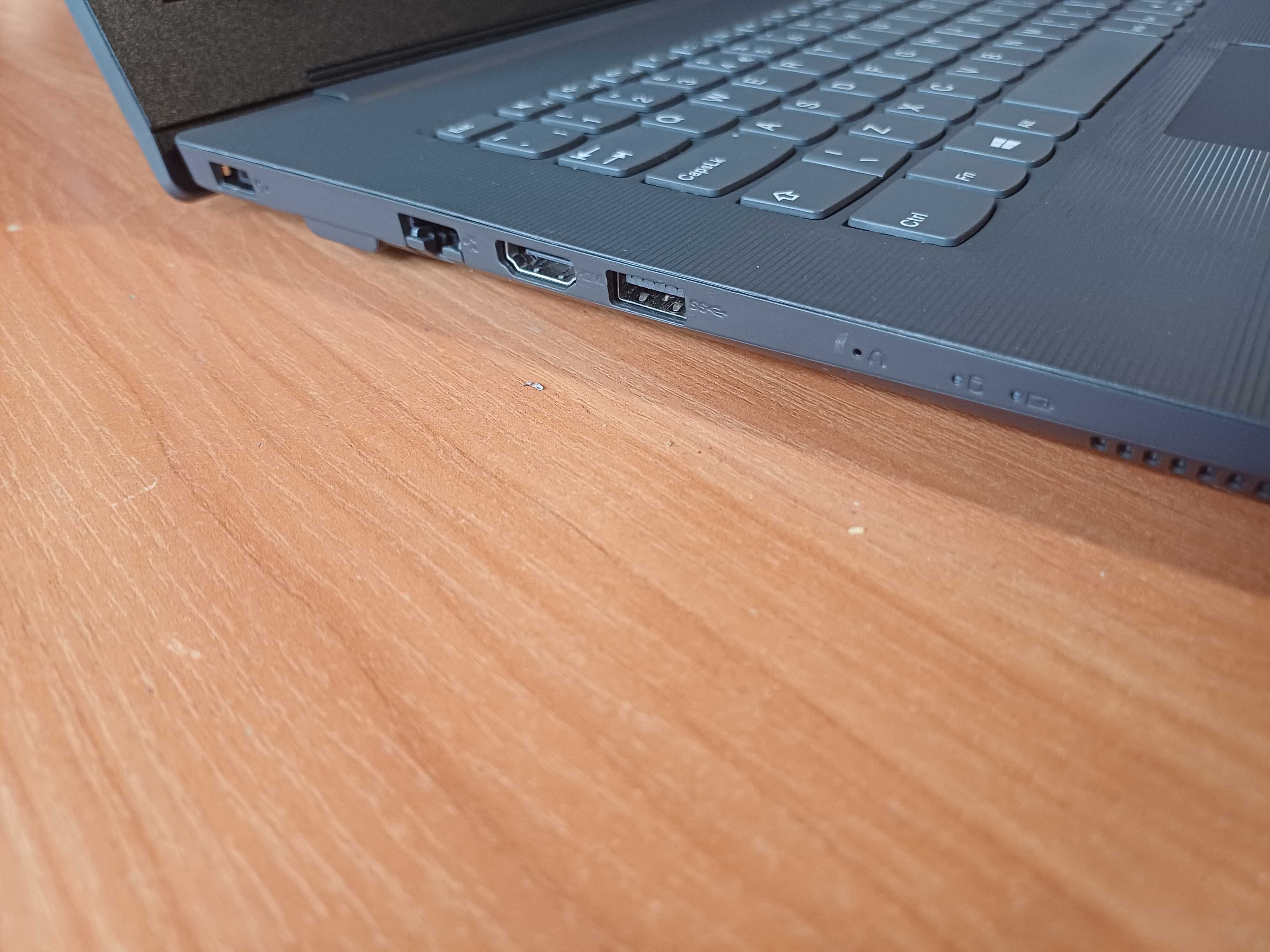 14"Lenovo ™i5-7th/8GB РАМ/256GB SSD M.2 - добра батерия