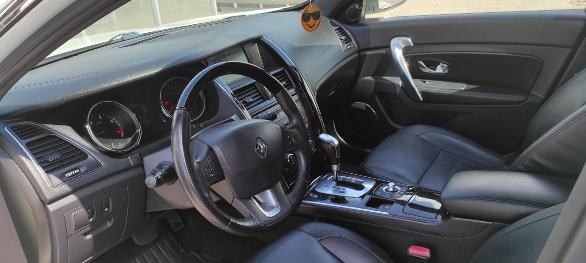 Renault Latitude