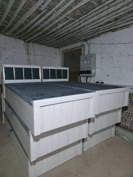 Бир кишили крават